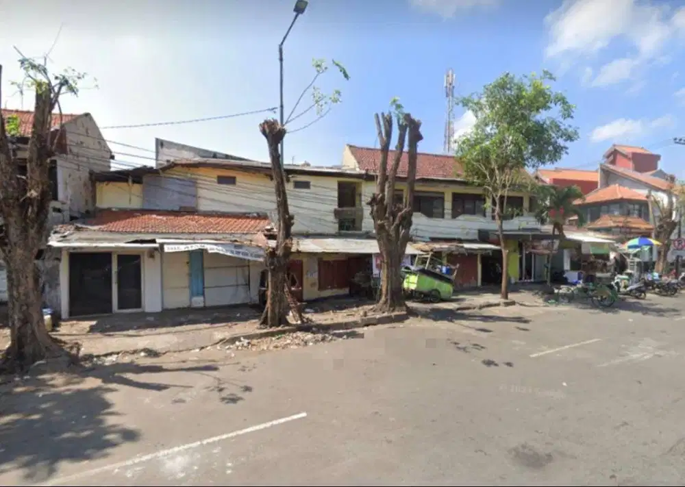 Dijual Lelang Rumah Usaha Hitung Tanah di Nol Jl Raya Karang Menjangan