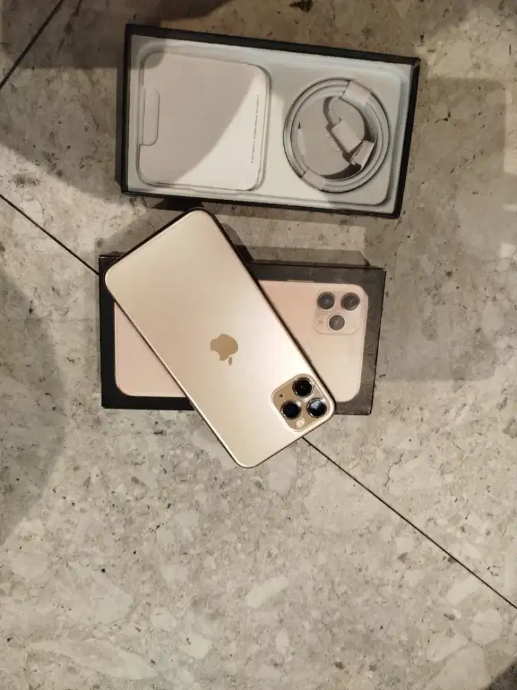 iPhone 11 pro 256gb on proces new