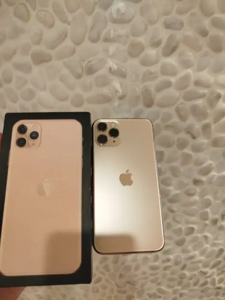 iPhone 11 pro 256gb terbuat dari apple