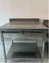 meja stainless laci