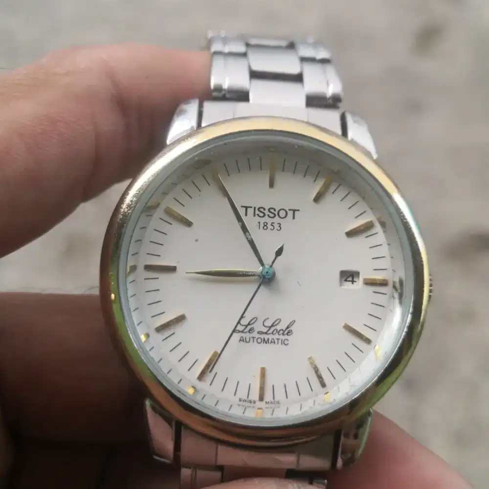Jam tangan tissot automatis bukan ori jual murah