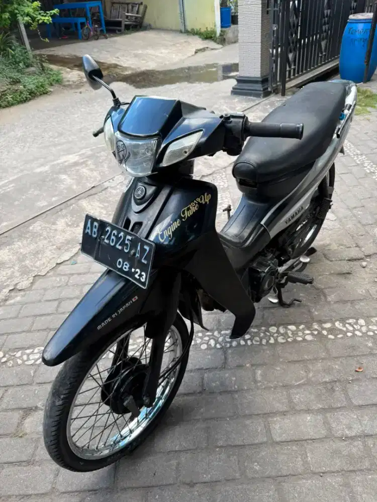 Yamaha Vega R THN 2003 plat AB sleman