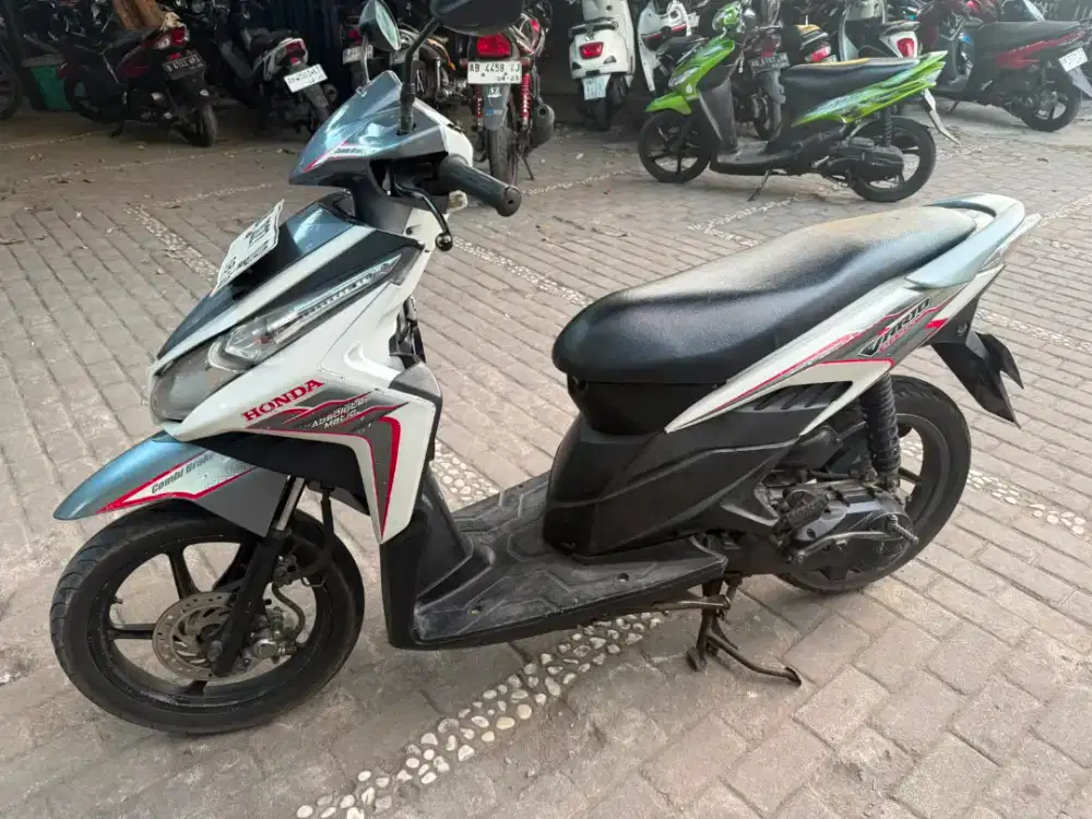 Vario techno tahun 2011 plat AB Bantul