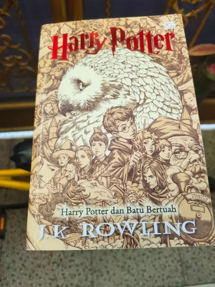 Buku cerita fiksi Herry Potter jilid 1, asli cetakan gramedia