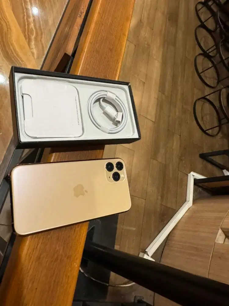 Iphone 11 pro 256gb all sim 4G