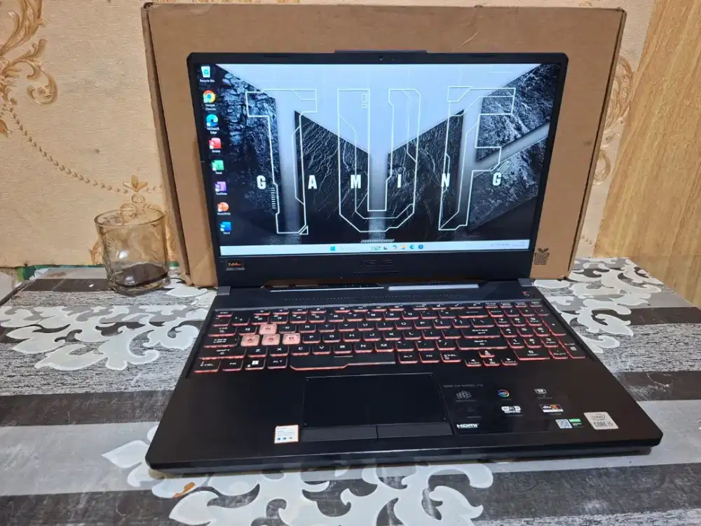 Laptop Asus Tuf Gaming 15 FX506LHB