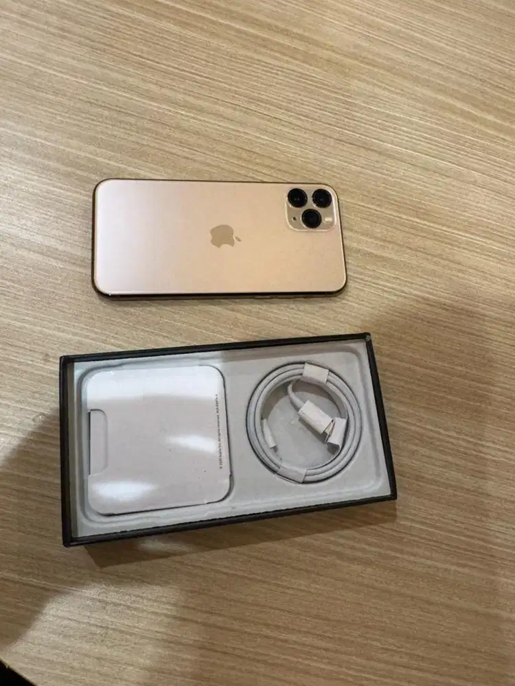 Iphone 11 pro 256gb lebih dari apple