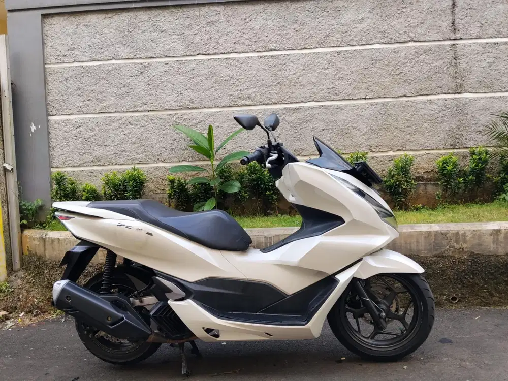 DIJUAL HONDA PCX 160CC 2022 PAJAK ON