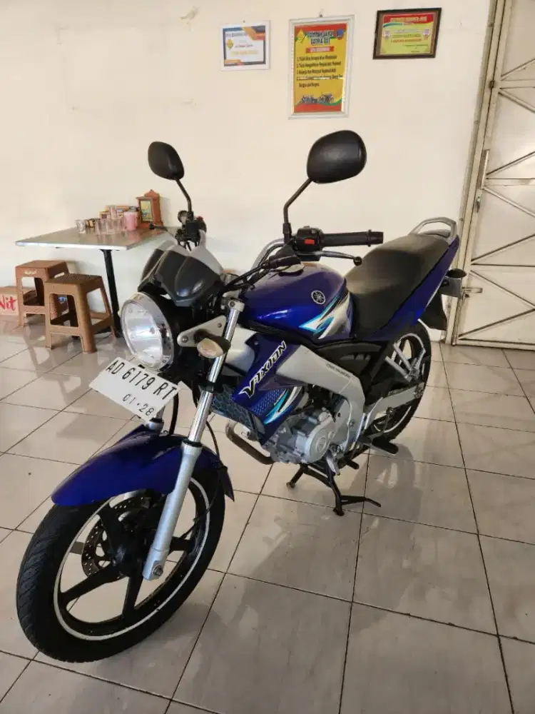 VIXION OLD TAHUN 2007 LANGKA