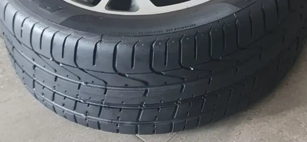 Ban Pirelli Pzero Ring 19 245/45/19 dan 275/40/19
