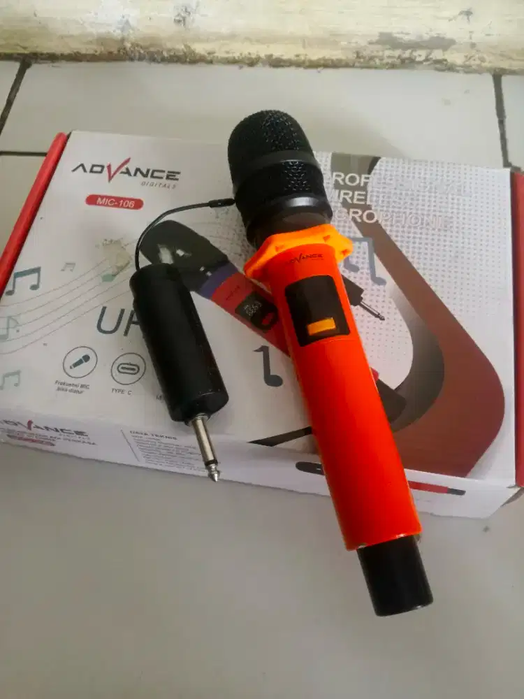 Mic advance 106 wireless karaoke tanpa kabel 1pcs (bukan sepasang)