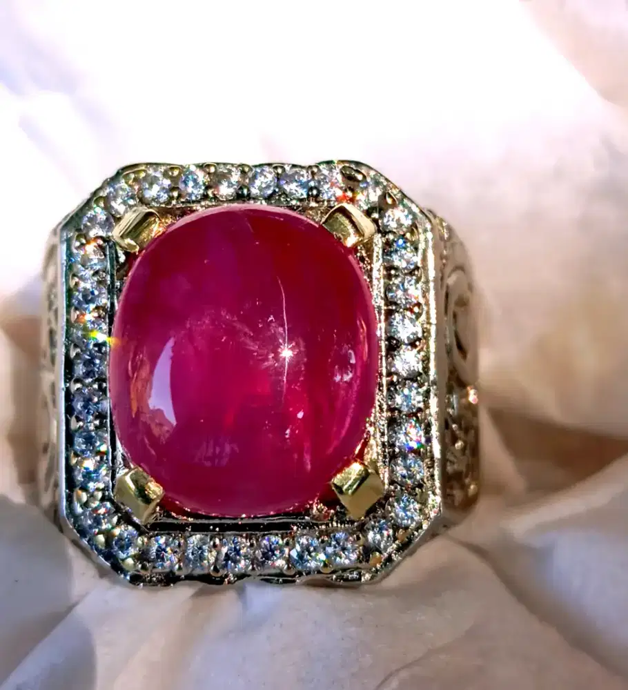 Ruby dimm besar warna merah pigeon blood bonus memo