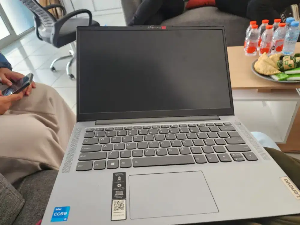 Lenovo ideapad slim 3 Ci5 gen 12 16gb 512gb win 11