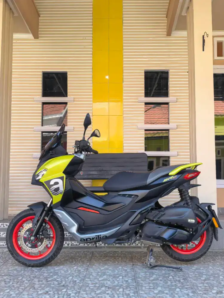 Aprilia SR-GT200 ADV