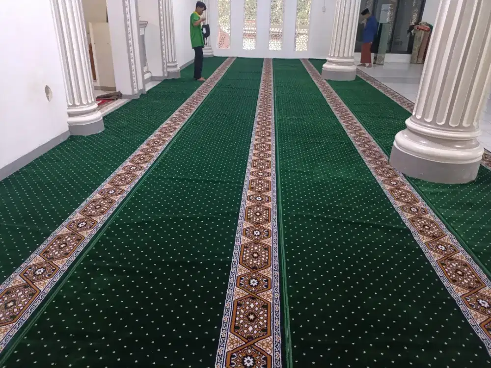 Karpet Masjid Roll Murah Solo – Tebal & Elegan
