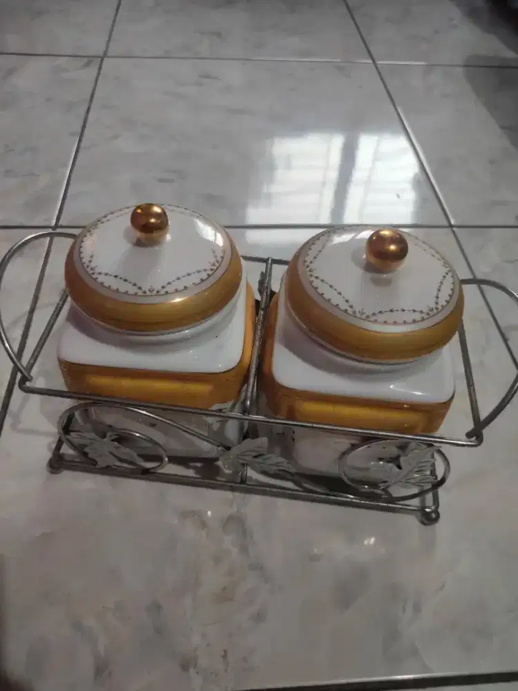 Toples Keramik Tempat Snack Kue atau Kopi