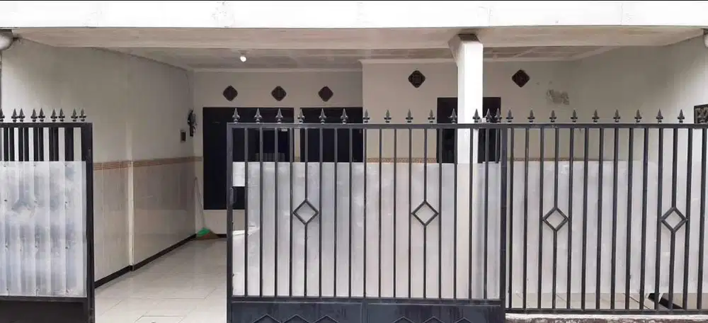 Dijual Rumah Strategis di Kediri SIAP HUNI