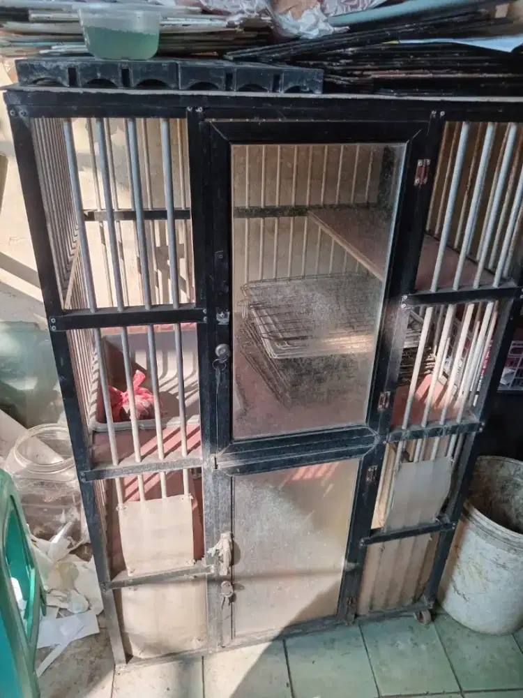 Kandang kucing 2 tingkat