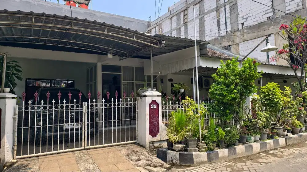 RUMAH HOOK DEKAT KAMPUS (POTENSI KOS/HUNI) SURABAYA TIMUR