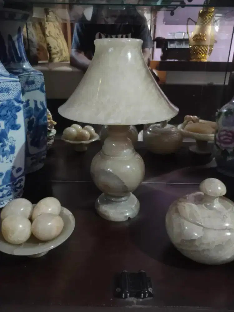 Lampu Pajangan Batu Marmer atau Onyx