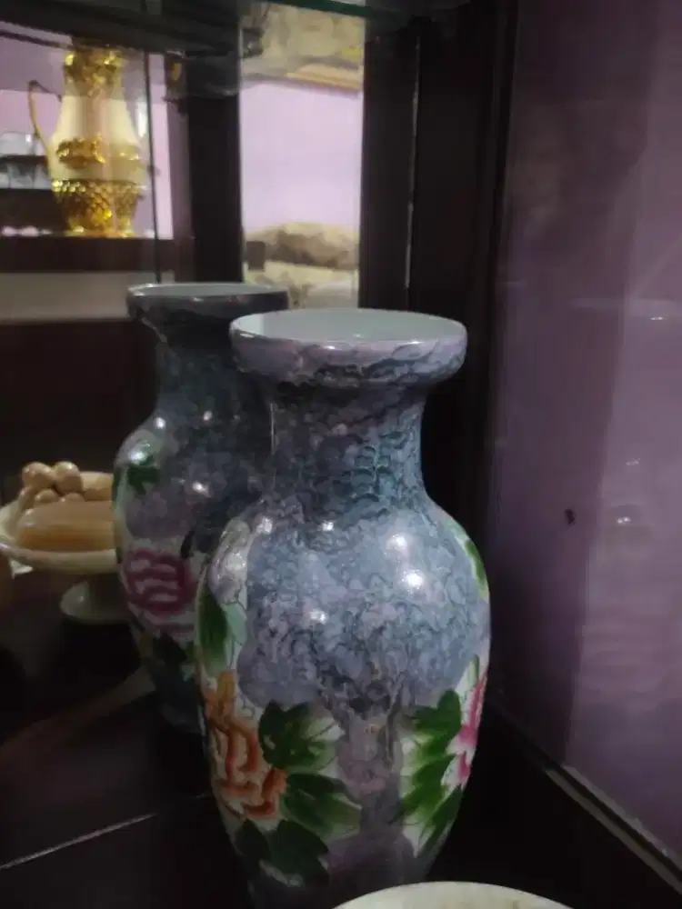 Guci Keramik Bunga Cina Jadul