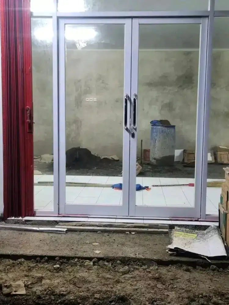 Kusen pintu jendela aluminium