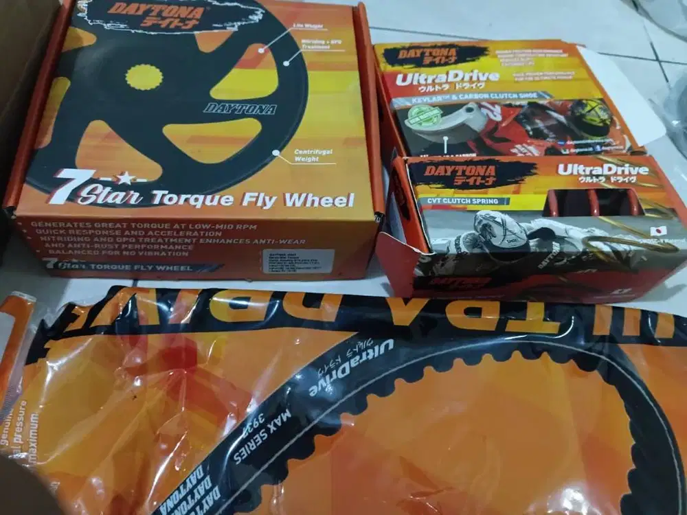 paket kirian untuk pcx merek daytona (bekas) dan sparepart ori honda