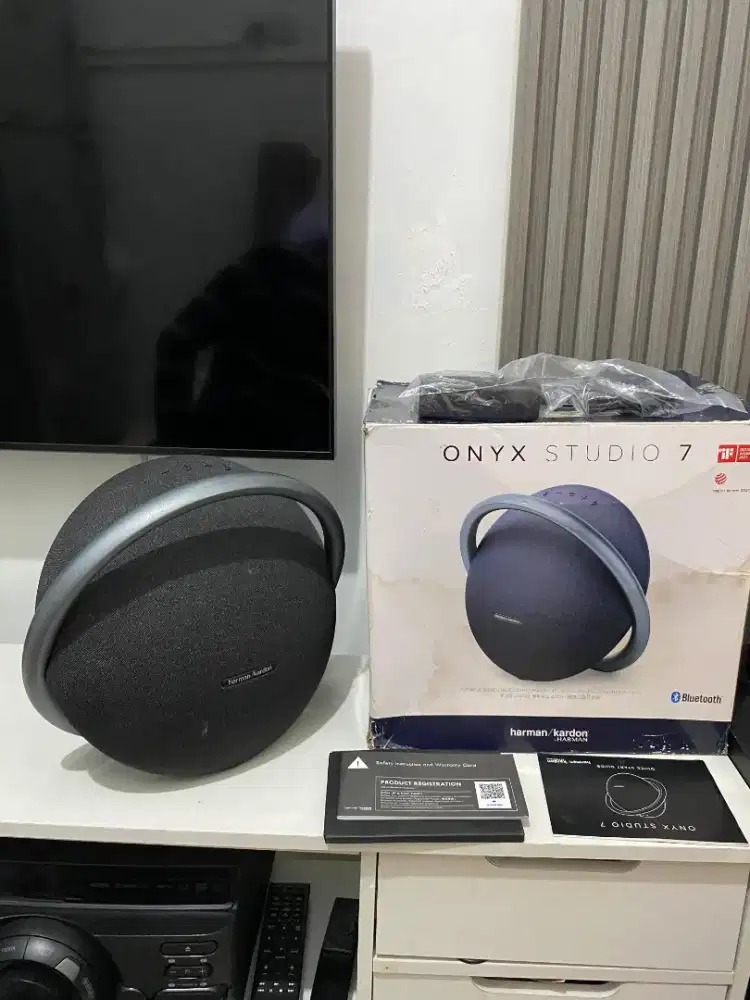 HARMAN KARDON ONYX 7 joss