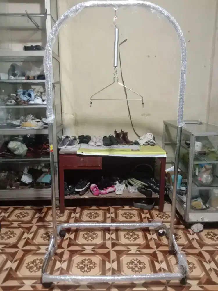 Tiang ayunan stainless seperti baru