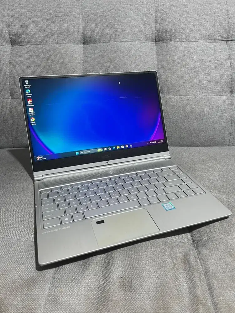 Laptop MSI Prestige PS42 core i7-8565U RAM8 SSD 512 GB Double VGAMX250