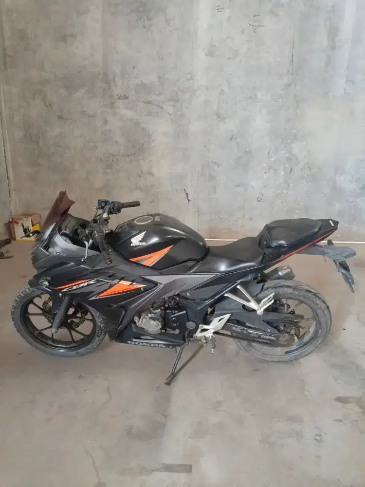 HONDA NEW CBR 150R STANDART