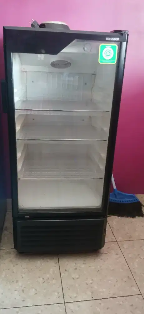 Jual showcase kulkas merk sharp