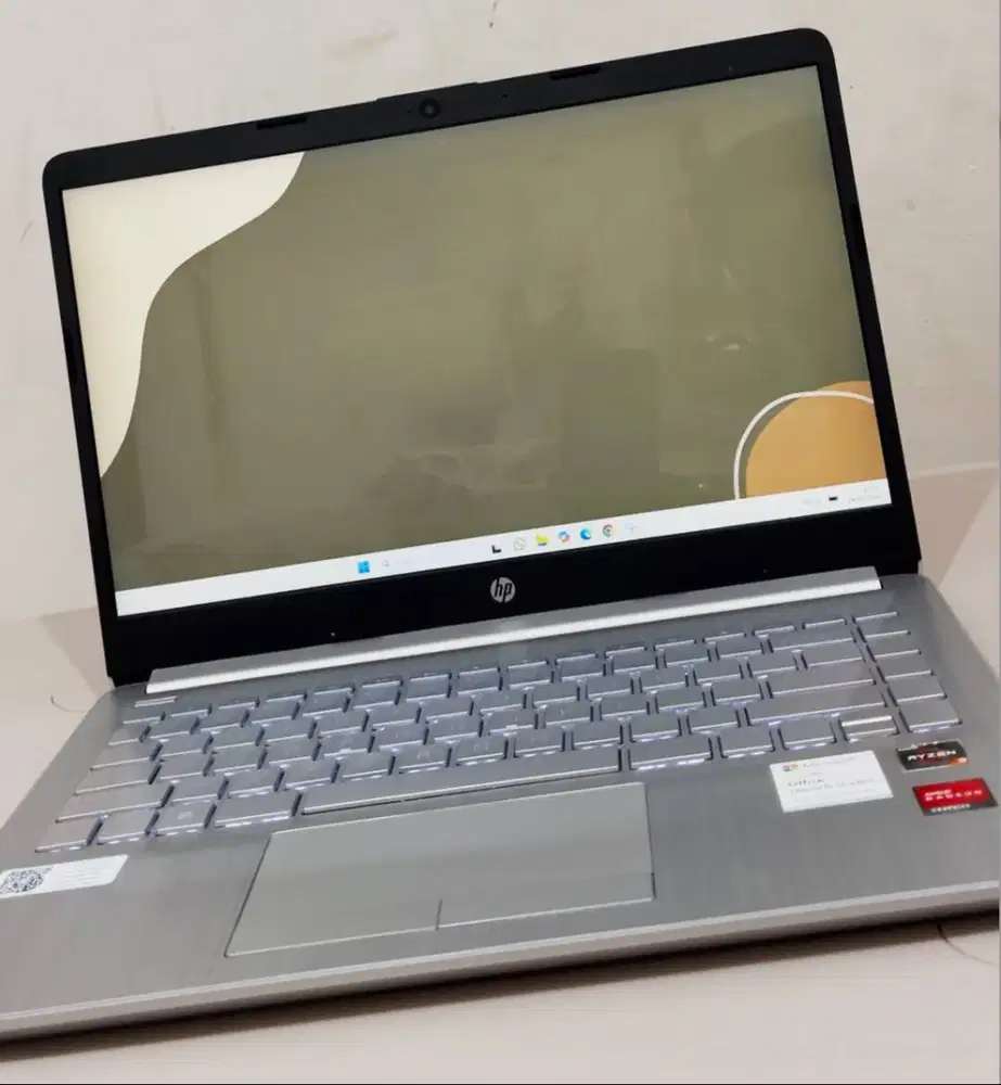JUAL LAPTOP HP 14s-DK1514AU 8/512GB SSD - AMD Ryzen 3 - full pack