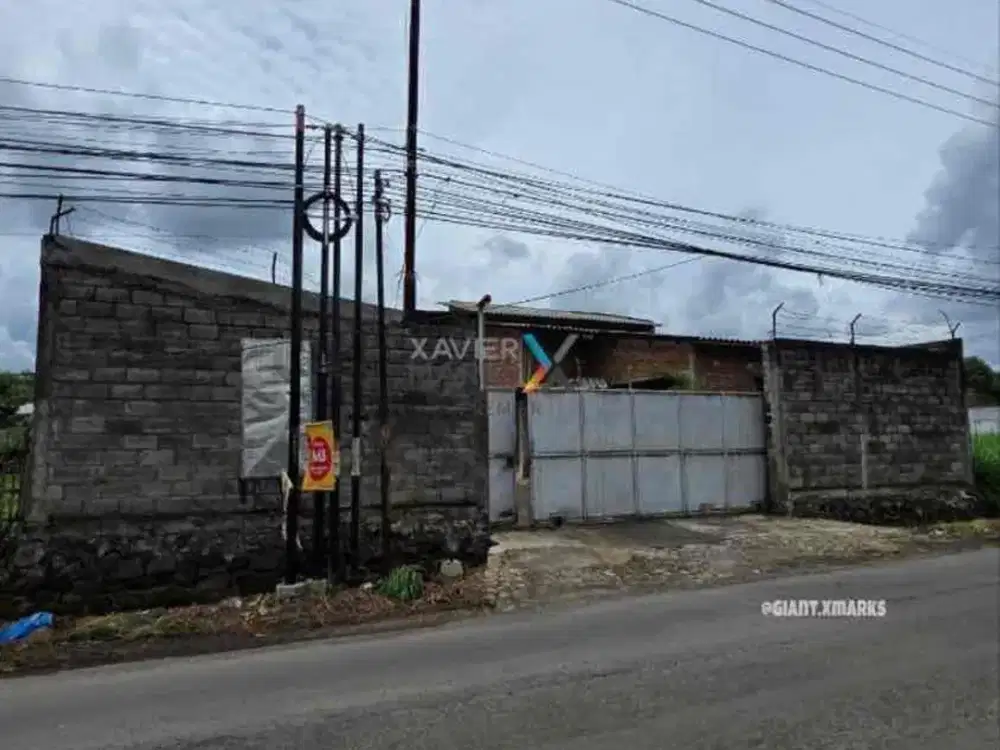 Gudang dan Tanah di poros daerah industri di Pakisjajar Pakis Malang