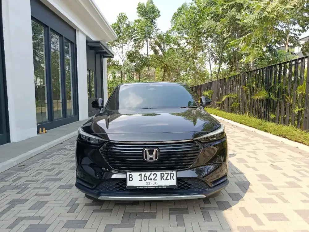 HRV SE CVT 2024 Sensing Panoramic Roof