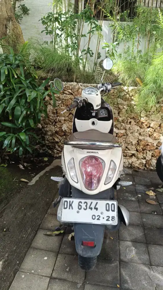 Dijual Scoopy 2017
