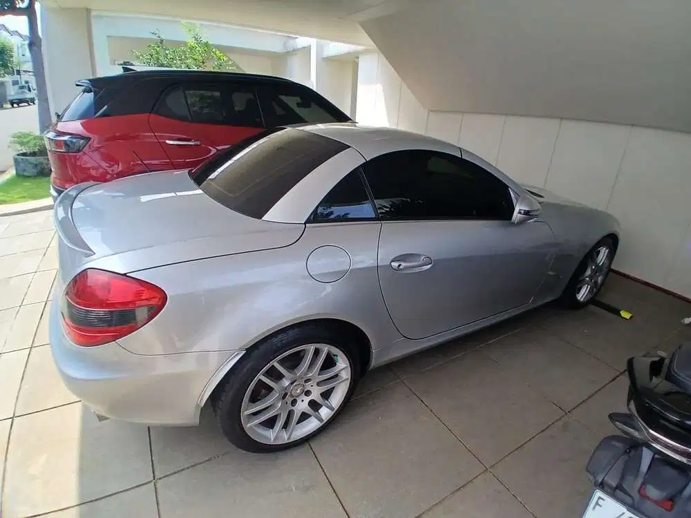 Dijual cepat Mercedes-Benz SLK200 2008 Bensin NEGO