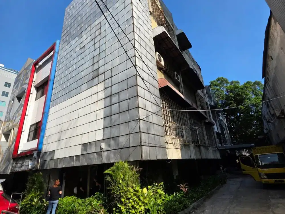 Ruko Hook Strategis JL Fachrudin Jakarta Pusat