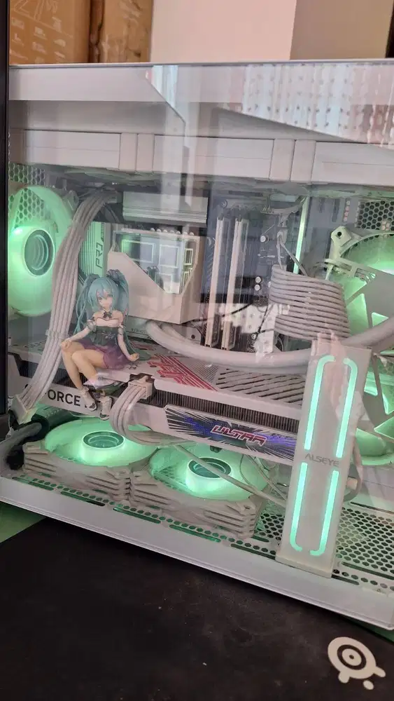 PC GAMING Intel Core i7 13700F NVIDIA RTX 4060 Ultra W OC