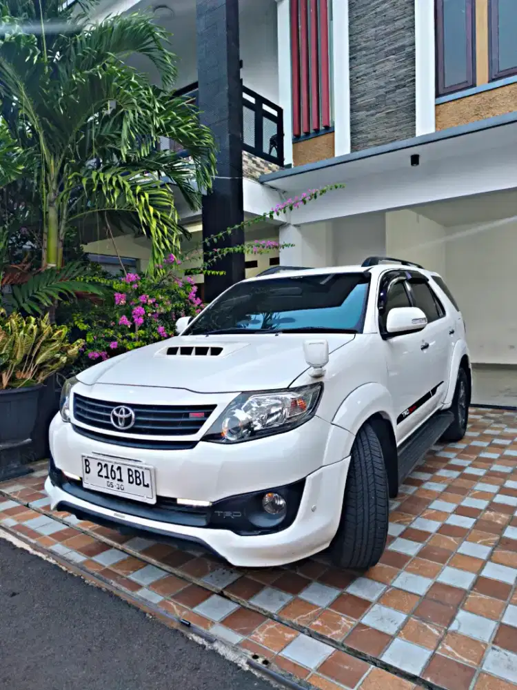 Fortuner 2.5 TRD  VNT Turbo  2015