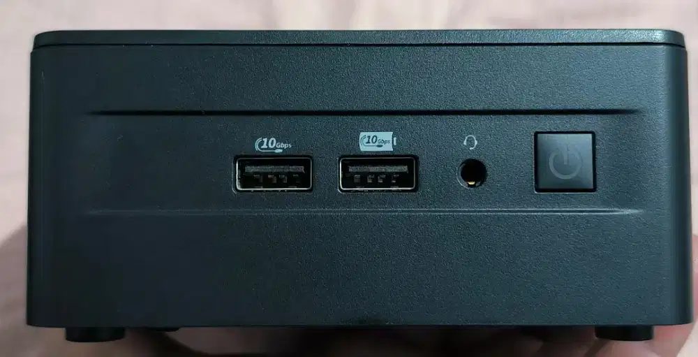 NUC 1315u 16/256