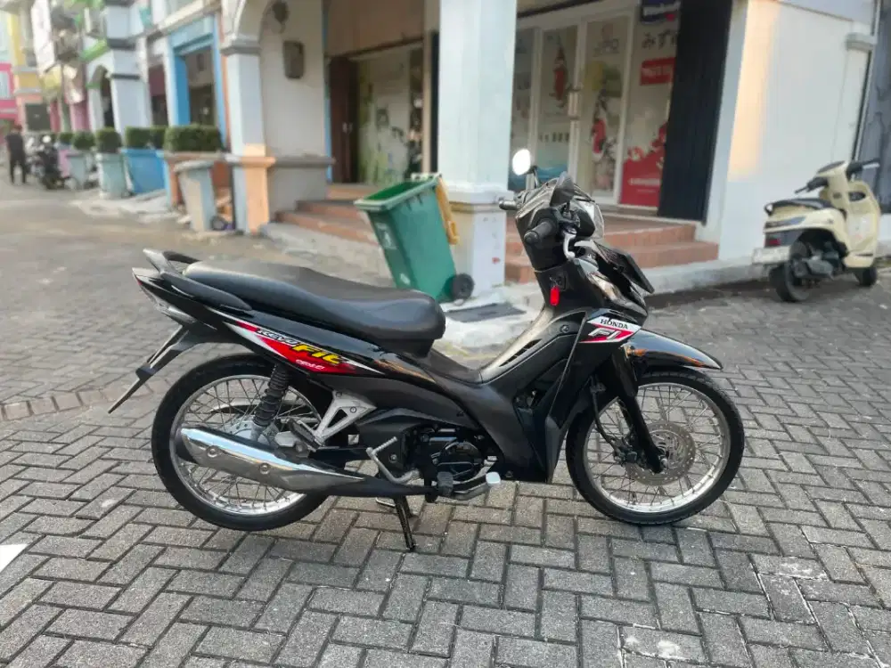 Revo Fit 2021 Pajak Panjang