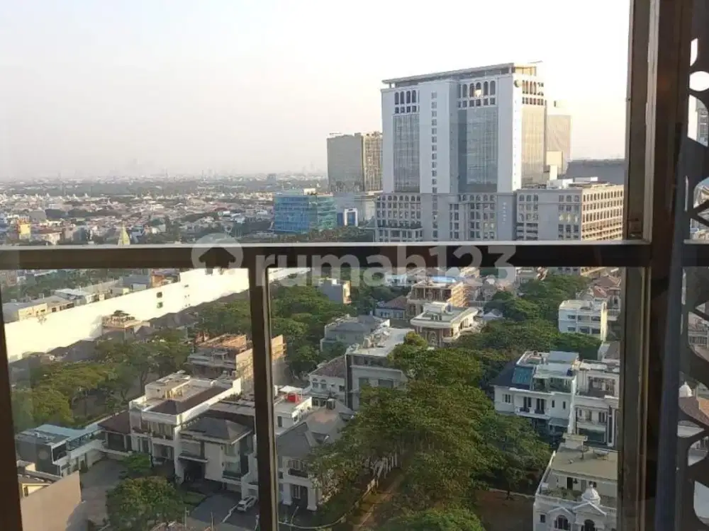 Disewakan dan di Jual Apartemen Gold Coast 2 Bed Full Furnished Bagus