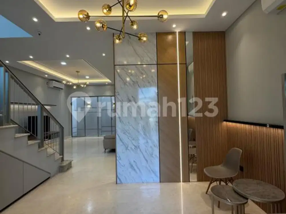 Disewakan Rumah Golf Islandfull Furnish Bagusap Selatan Rapih Siap Huni Nego