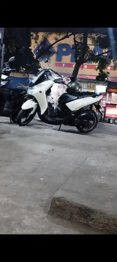 Yamaha lexi 2018