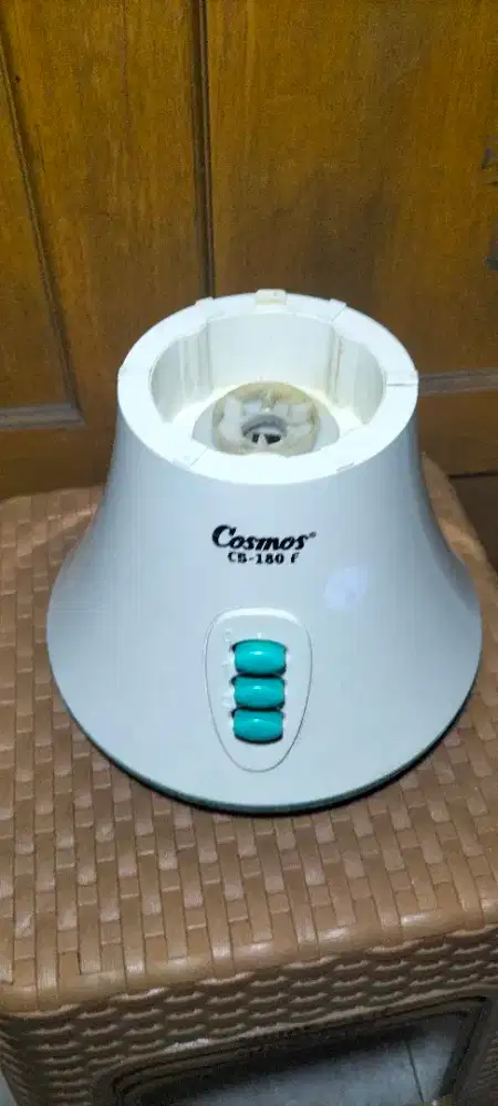 Mesin blender jusce Cosmos type CB-180F, yg di jual mesin saja,