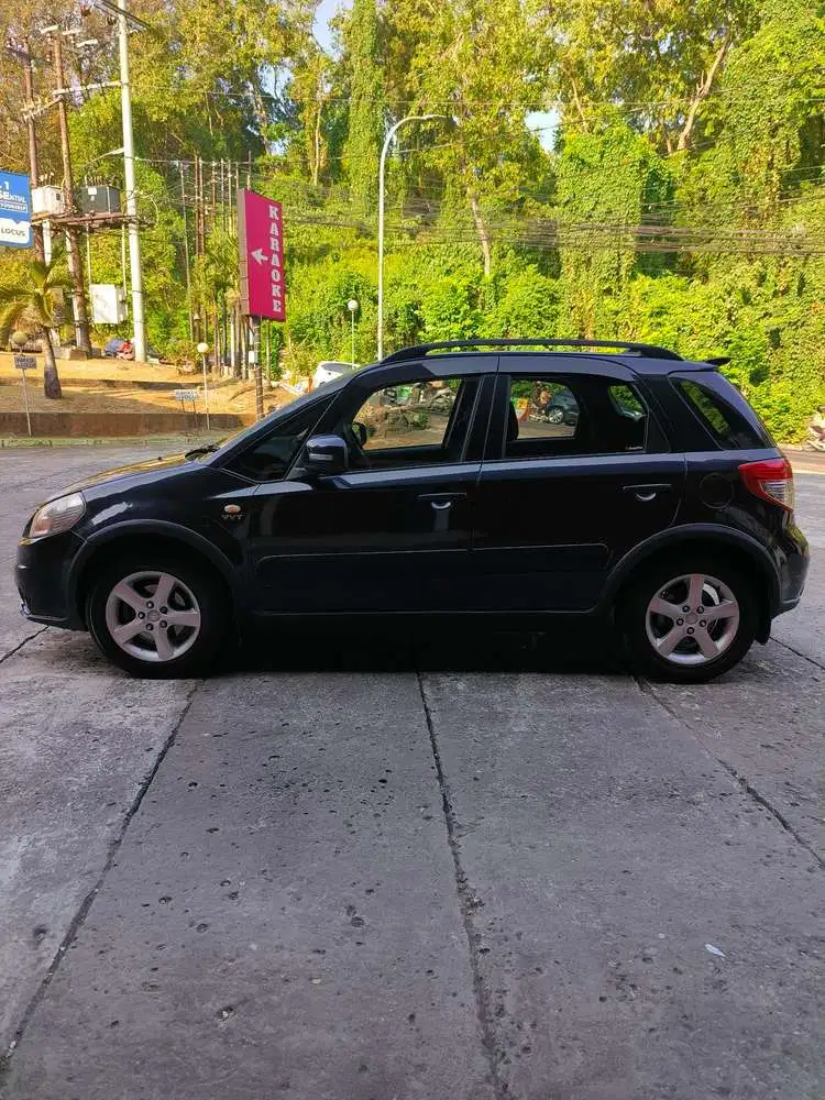 Suzuki SX4 1.5 AT 2010