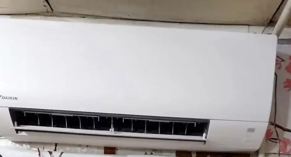 AC Daikin 1Pk+ outdoor aja