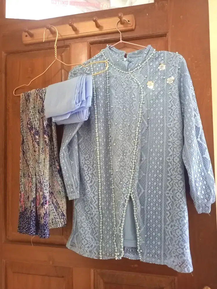 Sale new baru kebaya anak perempuan 1 set umur 12 tahun murah aja