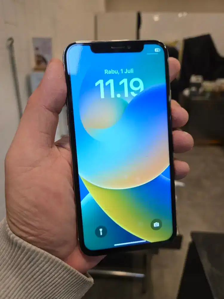 IPhone X 64GB Ex inter bisa semua kartu minus baca aja